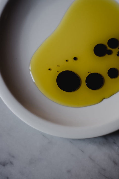Oils, Olives & Vinegars